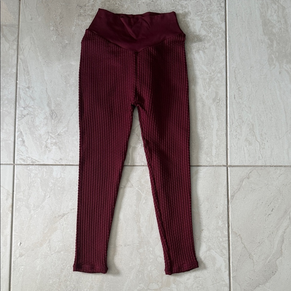 Allure Burgundy Textured Leggings